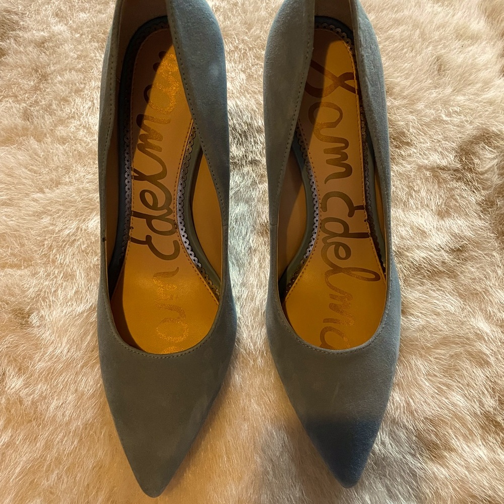 Sam Edelman Hazel Smokey Blue Suede pumps size 6.5 worn once Beautiful & Classy!